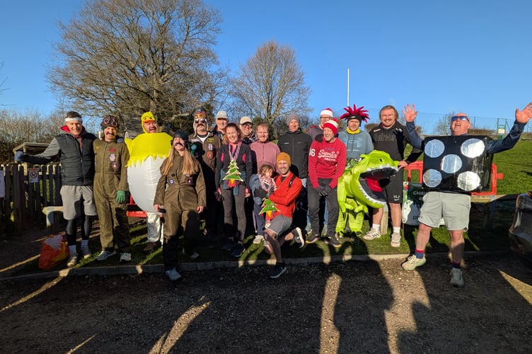 Ewshot Christmas Tree Run 2026 PIC5