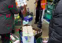 Young Muslim volunteers deliver 1.5 tonnes of food to charity