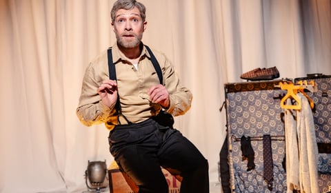 Full pint experience from Two Halves of Guinness