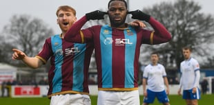 Obi's late winner fires Farnham Town to victory at Yate