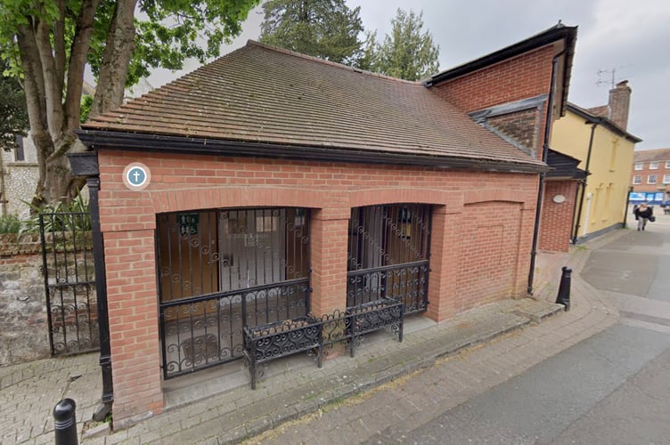 St Peter's Road Toilets Petersfield