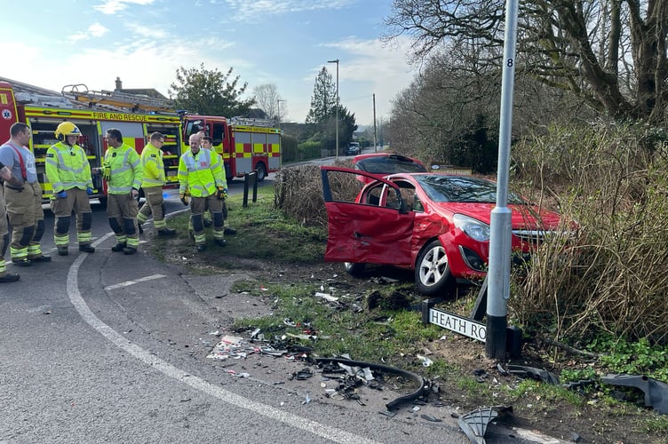 Durford Road crossroads collision March 2026