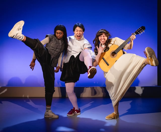 Enjoy all 37 of Shakespeare's plays in one show 