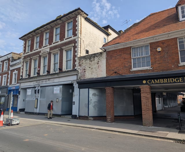 Blast from the past as Wetherspoons eyes-up June start date in Farnham