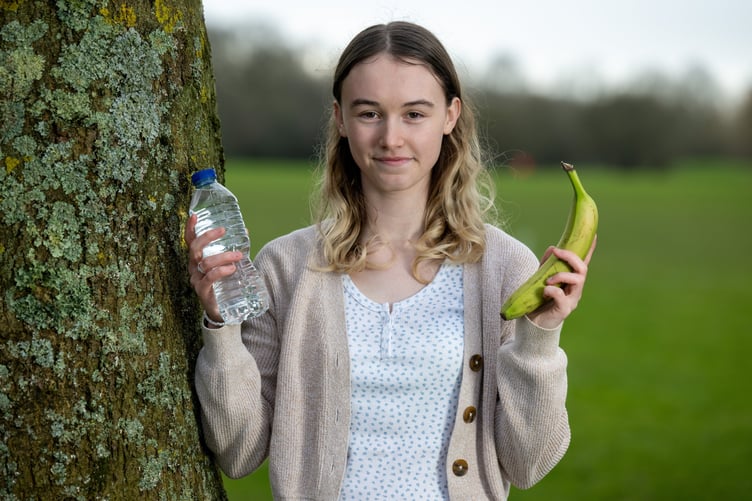 Chloe Ramsay, 19, who has over 40 allergies. A woman with over 40 allergies - including WATER - has to use a colour-coded spread sheet to keep track of them all. Chloe Ramsay, 19, was born with lots of food allergies and would even go into anaphylactic shock after eating certain foods - such as bananas and potatoes. While she no longer ends up hospitalised from allergic reactions thanks to treatments in childhood, she currently has a list of 40 things that can cause her mouth and throat to swell up dangerously, or bring her skin up in hives. They include kiwis, strawberries, raspberries, blueberries and grapes.