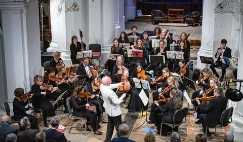 Church provides intimate venue for Farnham Sinfonia concert