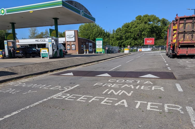 PP A272 BP Services Petersfield