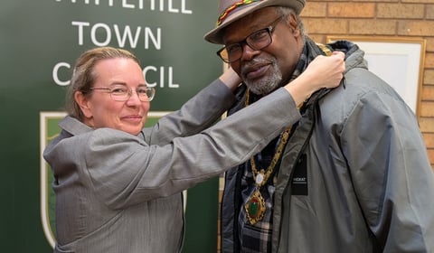 A true vote-winner as Leeroy returns as Bordon’s mayor