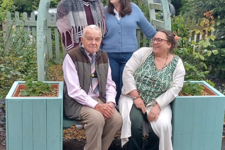 Bordon Mens Shed Kingsley Planters
