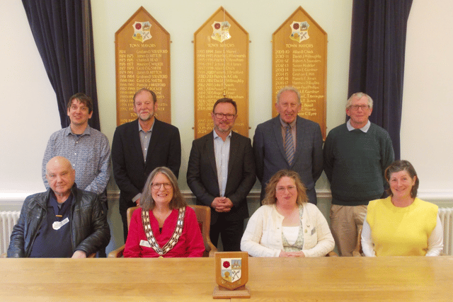 New mayor and deputy mayor elected at annual council meeting
