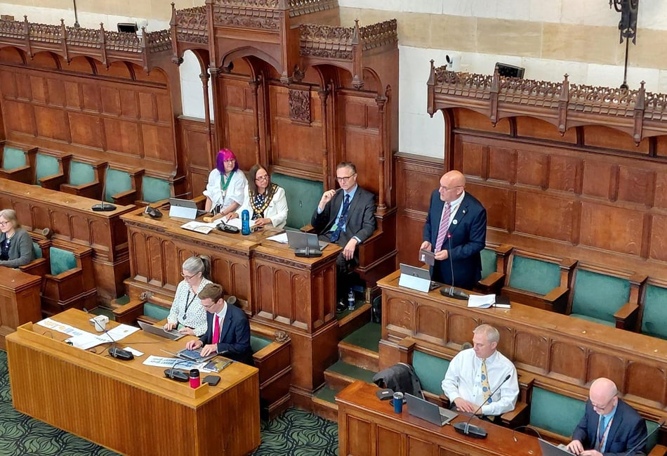 Hampshire County Council Conservative leader re-elected