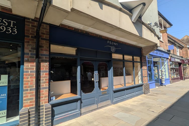 PP Peony White Stuff Rams Walk Petersfield