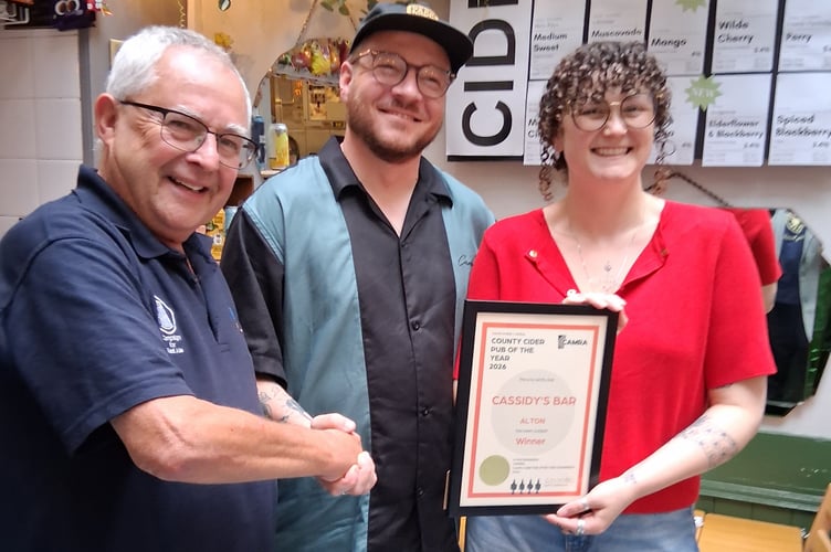 AH Alton Cassidys Award Cider