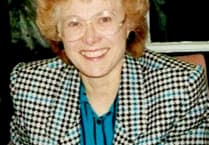 Popular Farnham primary school teacher dies