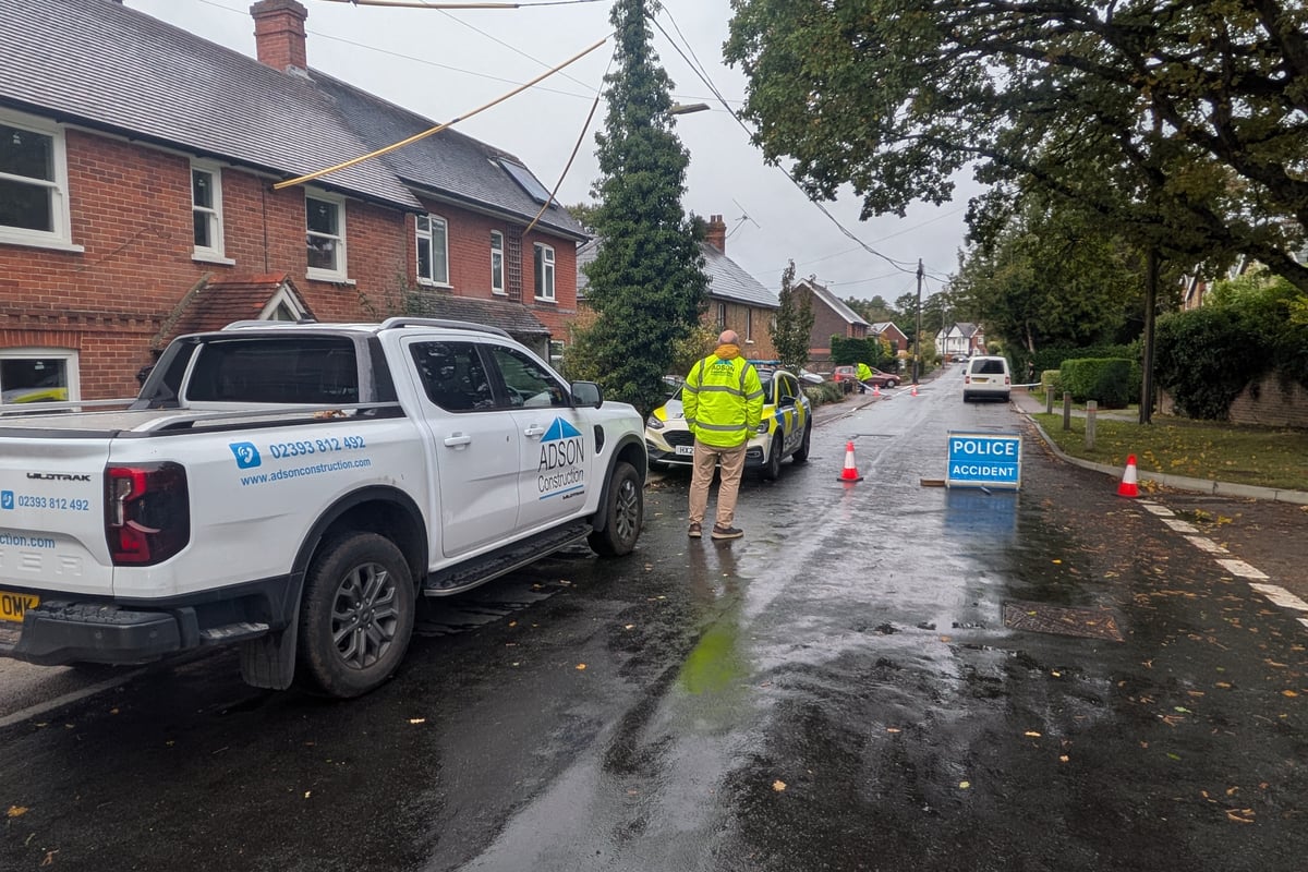 Main road through Liss Forest closed as overhead power cable brought down